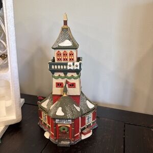 Dept 56‎ "SANTA'S LOOKOUT TOWER North Pole Series Top Flag Missing Point Chipped